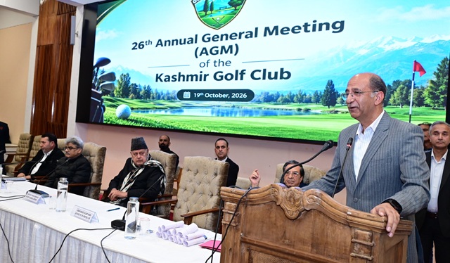 'Advisor to CM felicitates newly elected members of Kashmir Golf Club Executive Committee'